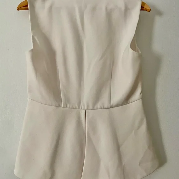 BCBG Maxazria Cream Zip Peplum Top (M) - Picture 2 of 3